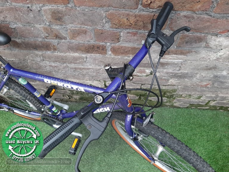 Raleigh Dakota atb bike M_18 inch Frame 18 Speed 26 inch Wheels VVGC!