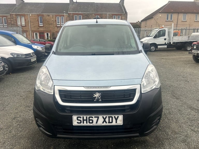 image for 2018 Peugeot Partner 850 SE 1.6 BlueHDi 100 Van ATV PANEL VAN Diesel Manual