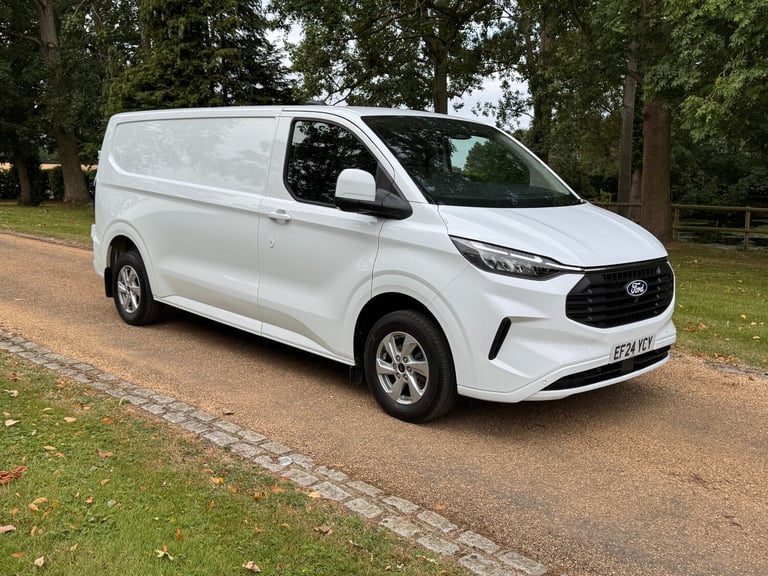 image for 2024 Ford Transit Custom 2.0 EcoBlue Limited L2 H1 LWB White Panel Van