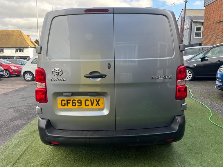 2019 Toyota ProAce 1.5D Icon Medium Panel Van MWB Euro 6 6dr Diesel