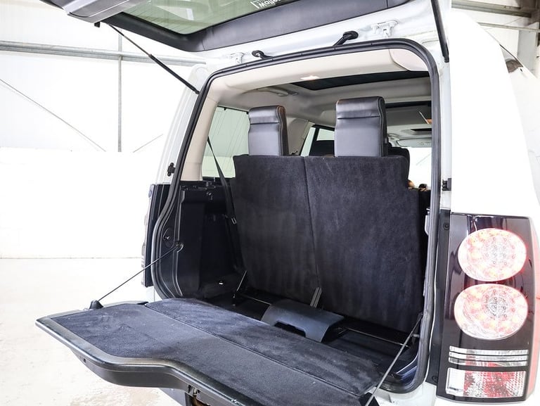 2015 Land Rover Discovery 4 SD V6 HSE SUV Diesel Automatic