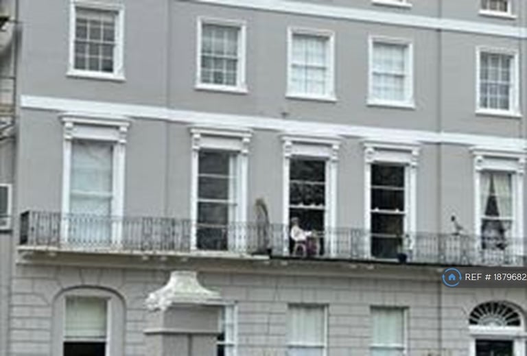 image for 3 bedroom flat in London Road, Cheltenham, GL52 (3 bed) (#1879682)