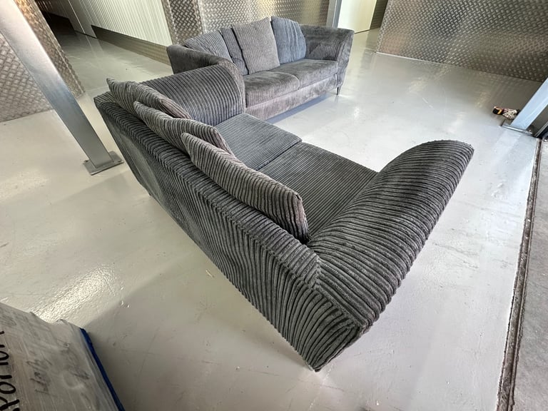 Grey sofa set 2 & 3 Seater