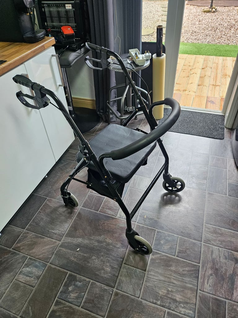 Disable walking seat