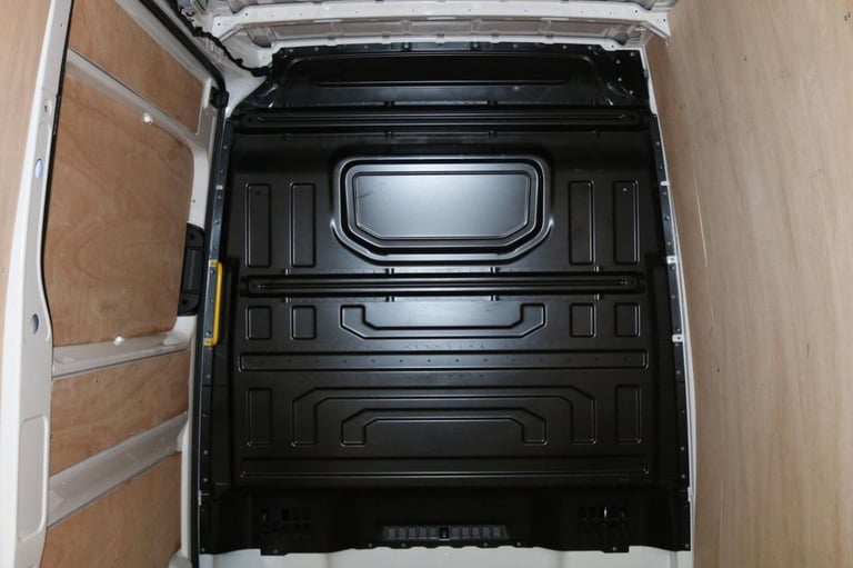 2024 Volkswagen Crafter 2.0 TDI 140PS Commerce High Roof Van PANEL VAN DIESEL Manual