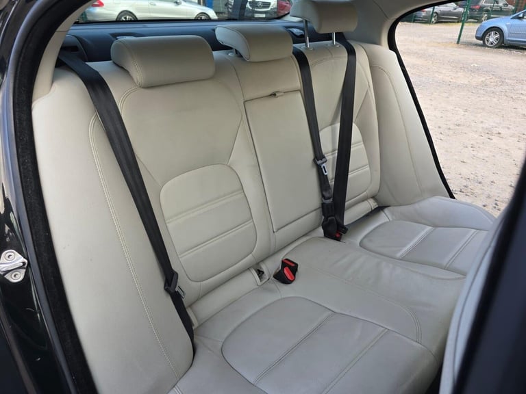 2016 Jaguar XE 2.0d Prestige Auto Euro 6 (s/s) 4dr Saloon Diesel Automatic