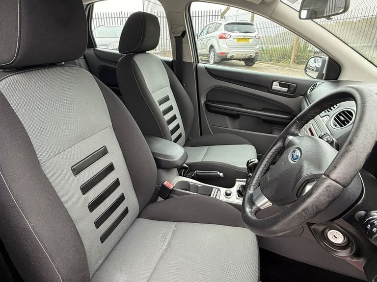 2009 09 FORD FOCUS 1.6 ZETEC HATCHBACK 5DR PETROL MANUAL (161 G/KM, 99 BHP)