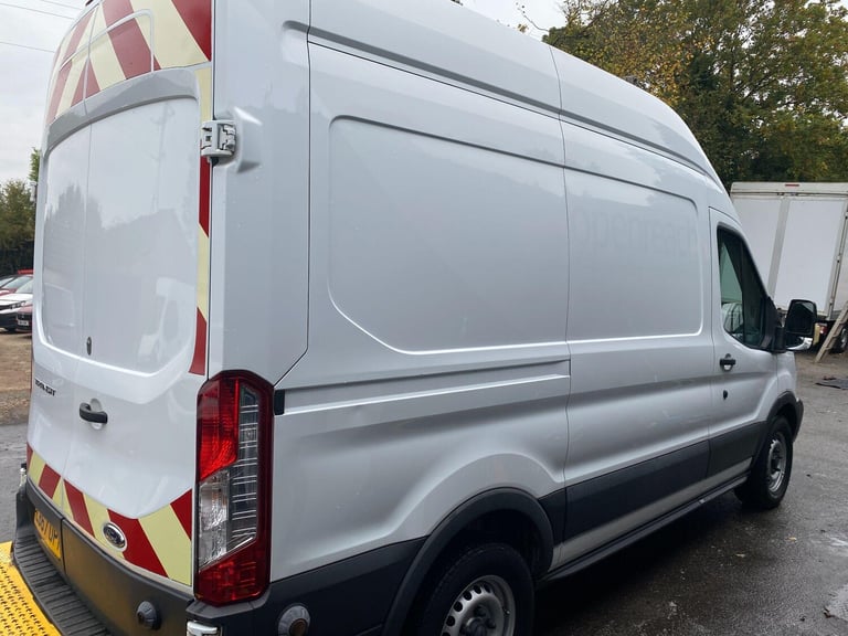 2018 Ford Transit 2.0 350 EcoBlue FWD L2 H3 Euro 6 5dr PANEL VAN Diesel Manual