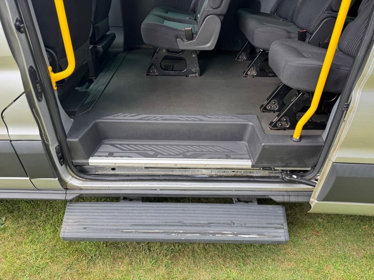 FORD TRANSIT 2.2 TDCi 460 HDT Trend 2016