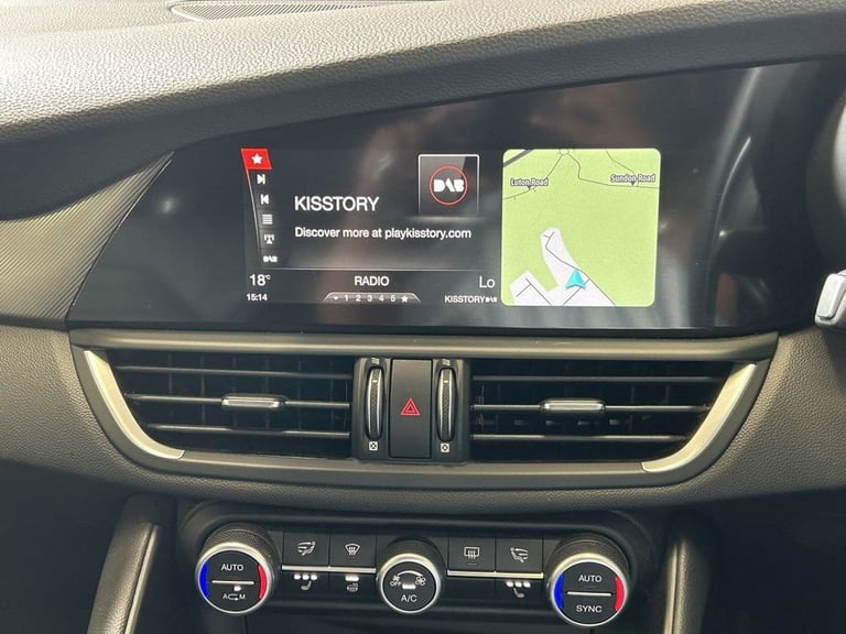 2018 Alfa Romeo Giulia 2.0T Veloce Saloon 4dr Petrol Auto Euro 6 (s/s) (280 ps) Saloon Petrol Aut...