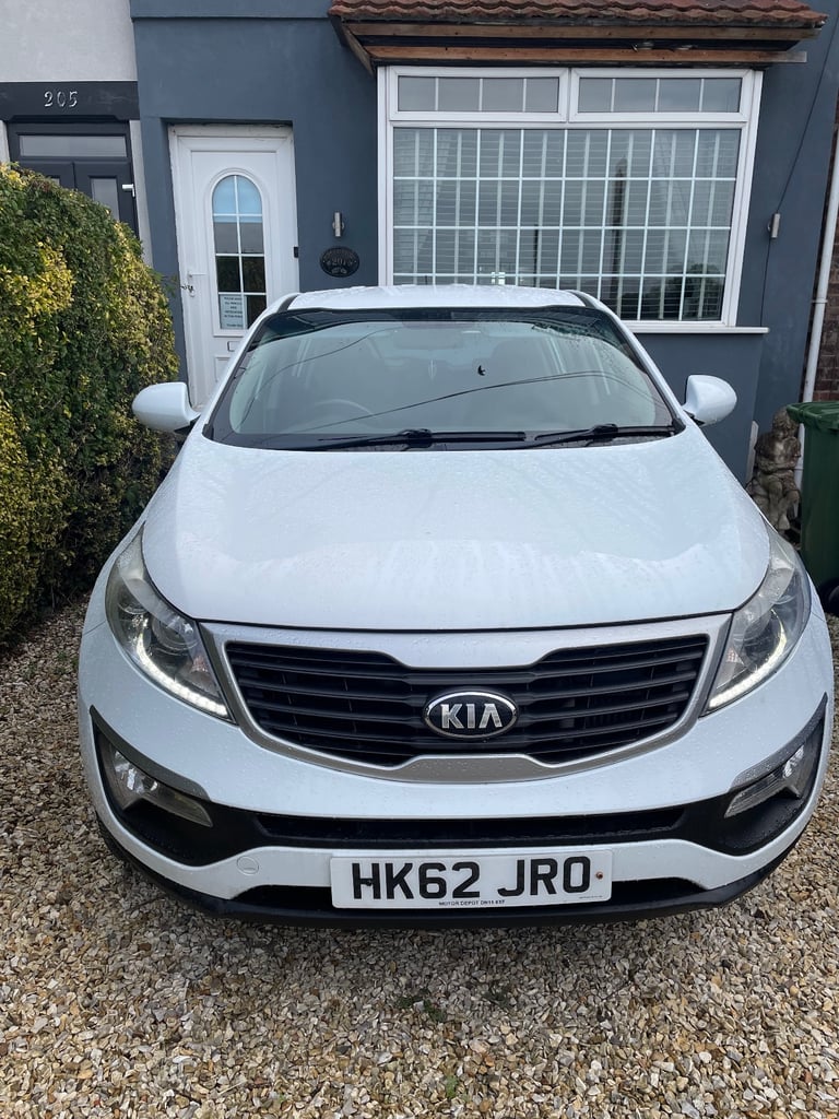Kia sportage low miles full service history