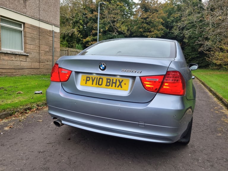BMW, 3 AUTOMATIC 2010, Semi-Auto, 1995 (cc), 4 doors