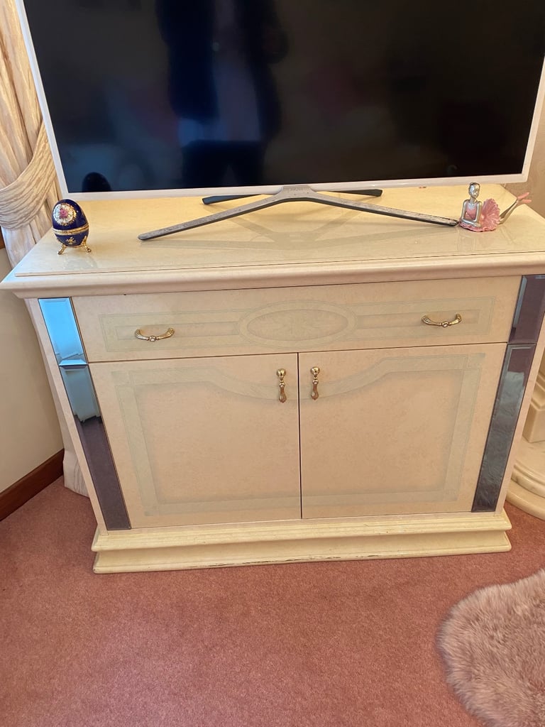 Italian cream ivory gloss tv buffet cabinet 