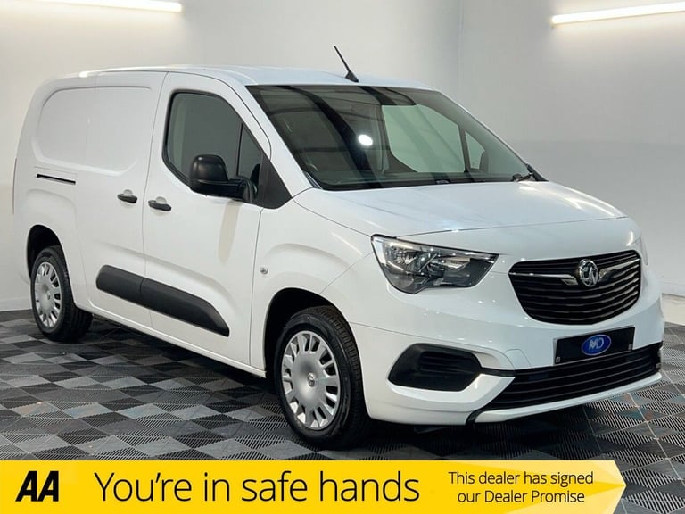 2020 Vauxhall Combo 1.5 Turbo D 2300 Sportive Panel Van 4dr Diesel Manual L2 H1 Euro 6 (s/s) (1 P...