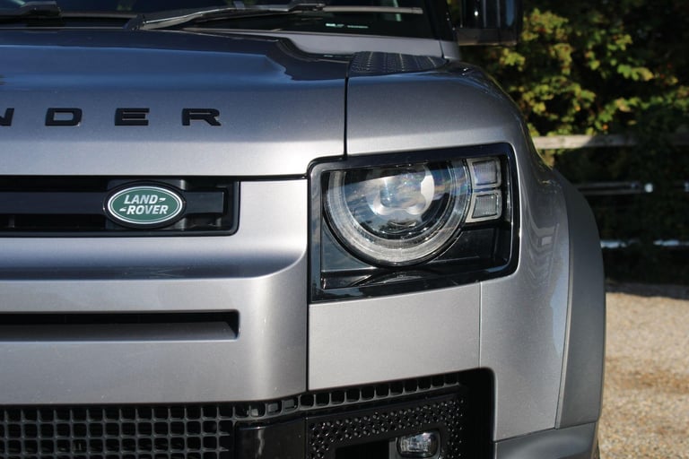 2021 Land Rover Defender 110 3.0 D250 MHEV SE Hard Top SUV Auto 4WD MWB Euro 6 (s/s) 5dr PANEL VA...