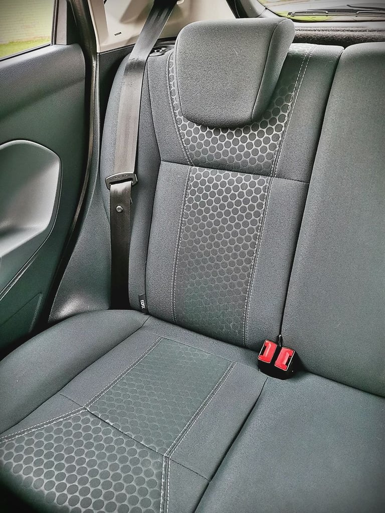 2011 FORD FIESTA ZETEC...ULEZ...1.2 PETROL...90 BHP...3 OWNERS...FSH...FULL MOT(NO ADVISORY)