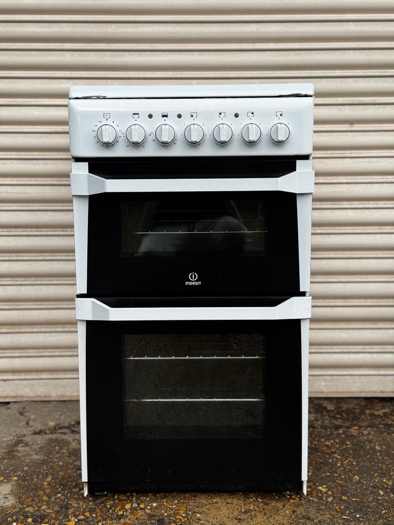 image for Indesit electric cooker 50cm ceramic 3 months warranty