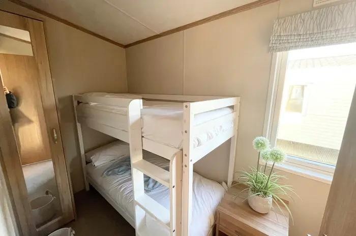 STATIC CARAVAN FOR SALE AT BROADLAND SANDS HOLIDAY PARK 