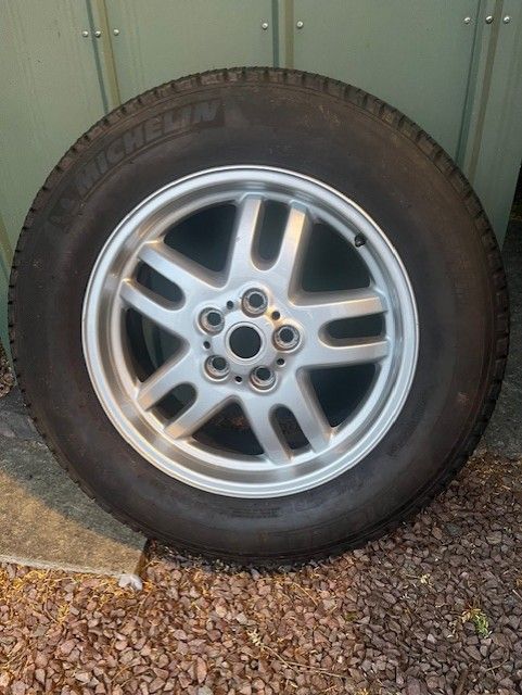 Genuine Range Rover Land Rover L322 Wheel and Good Michelin Tyre 255/60 R18