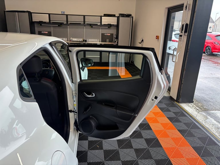 2016 Renault Clio 1.2 16V Play 5dr HATCHBACK Petrol Manual