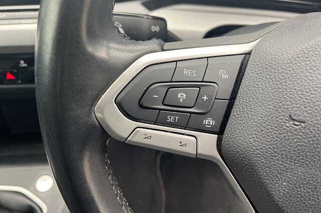 2022 Volkswagen Golf 1.5 TSI Life 5dr + 17' VENTURA + REAR TINTS Hatchback Hybrid Manual