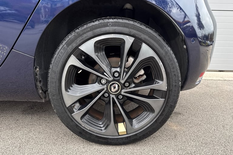 2022 Renault Zoe R135 EV50 52kWh Iconic Auto 5dr (Boost Charge) Hatchback ELECTRIC Automatic