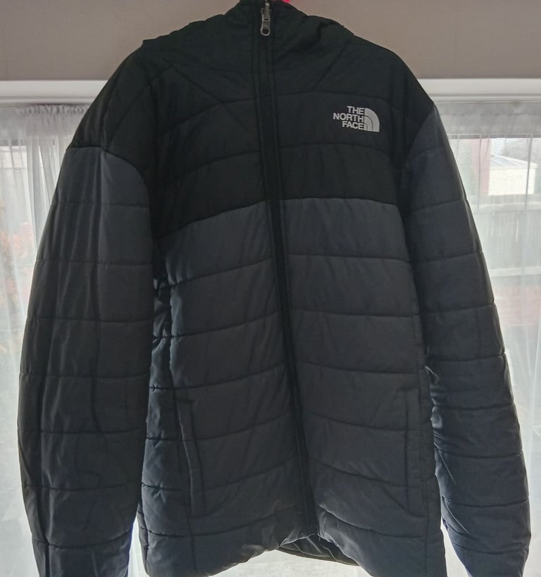 NORTH FACE REVERSABLE JACKET