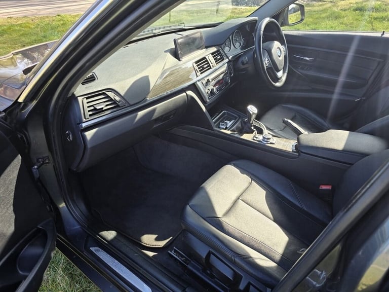 2012 BMW 3 Series 2.0 320d Luxury Saloon 4dr Diesel Manual Euro 5 (s/s) (184 ps) Saloon Diesel Ma...