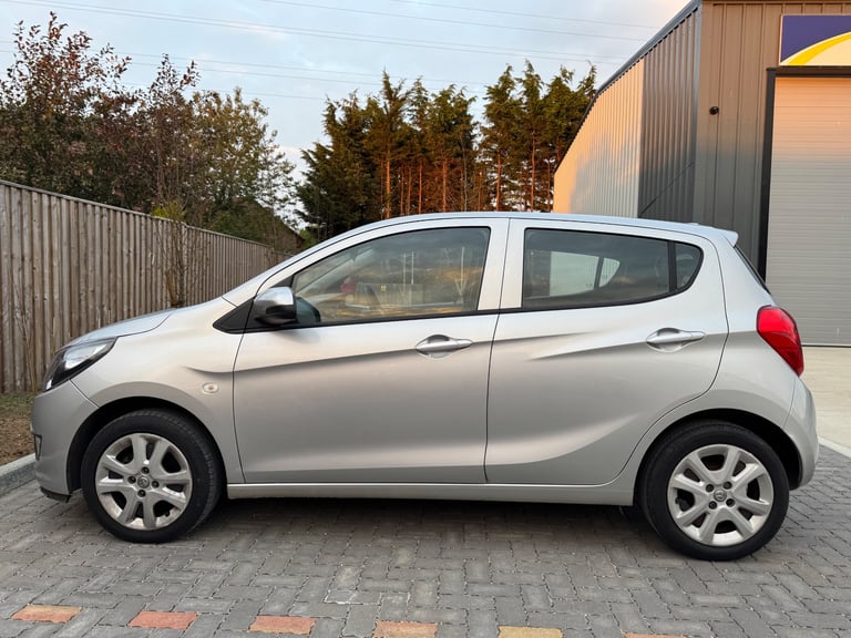 Vauxhall, VIVA, Hatchback, 2015, Manual, 999 (cc), 5 doors