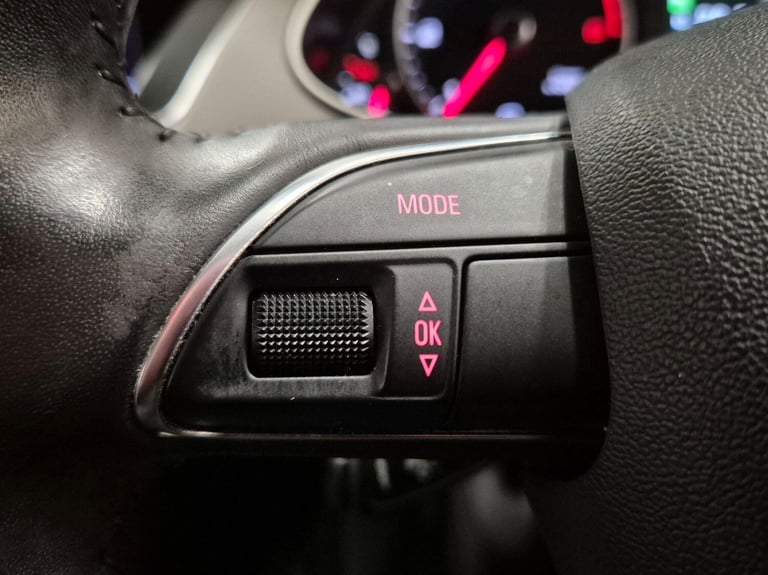 2013 Audi A4 2.0 TDI SE Technik Euro 5 (s/s) 4dr SALOON Diesel Manual