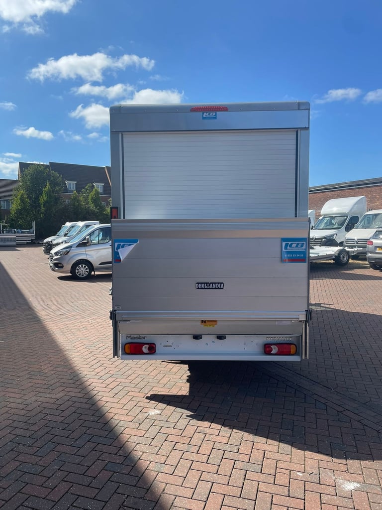 RENAULT MASTER ADVANCE 150BHP 4.1 METER LUTON VAN WITH TAIL LIFT BRAND NEW MODEL