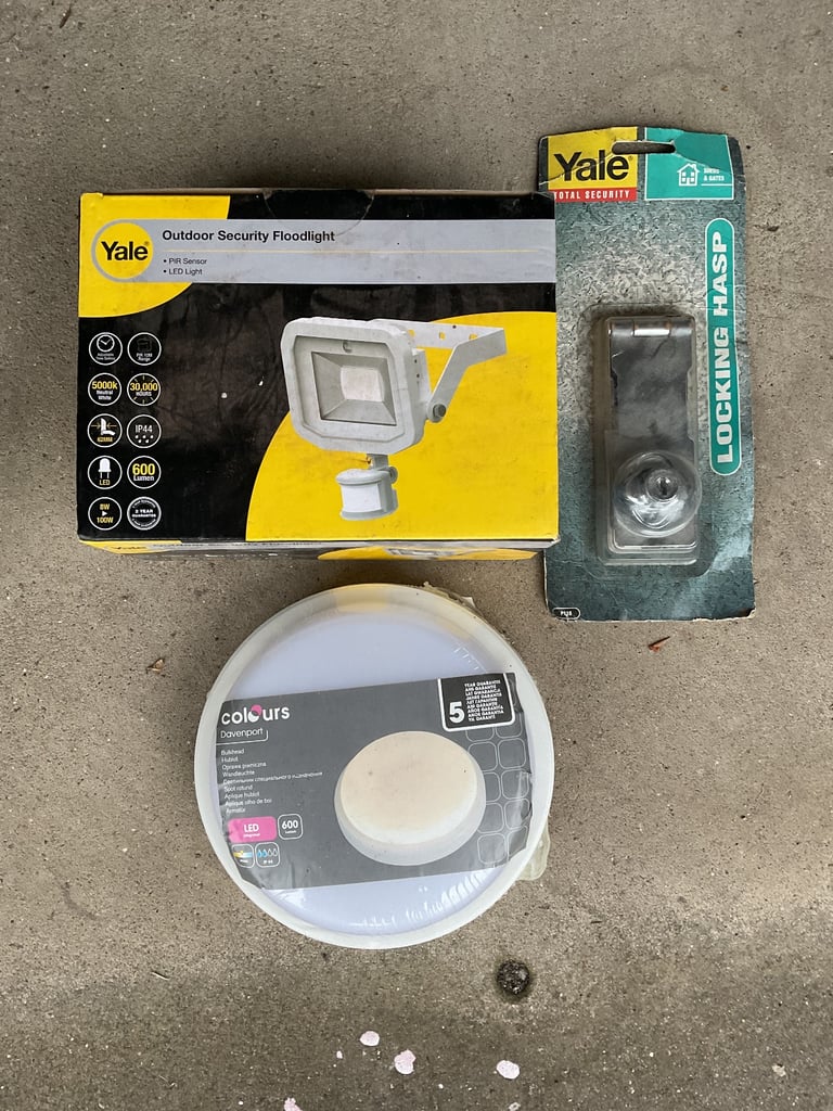 image for Yale Outdoor Security Floodlight