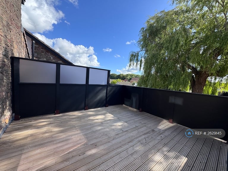 image for 3 bedroom flat in Willow Tree Apartments, Yate, Bristol, BS37 (3 bed) (#2629145)