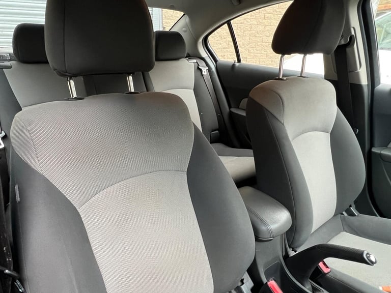 2011 Chevrolet Cruze 1.8 LT 4dr SALOON PETROL Manual