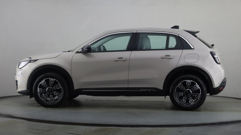 2024 Fiat 600 1.2 MHEV SUV 5dr Petrol Hybrid e-DCT Euro 6 (s/s) (100 ps) SUV Hybrid Automatic