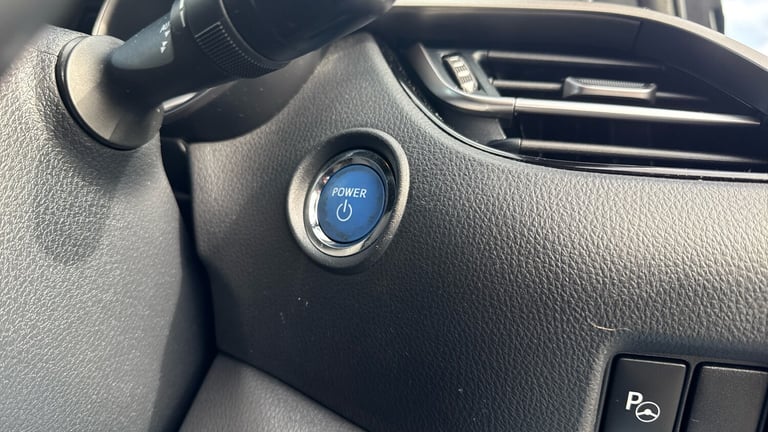 2018 Toyota C-HR 1.8 Hybrid Dynamic 5dr CVT Hybrid Hatchback Hatchback Hybrid Automatic