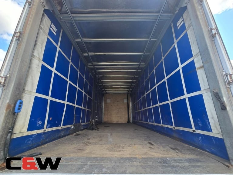 2017 (17) DAF FA LF 210 4x2 14 Ton Curtainside - 562000kms