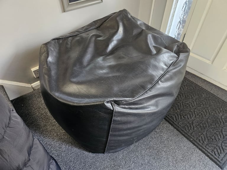 Very Large Super Comfy Bean Bag (£10)