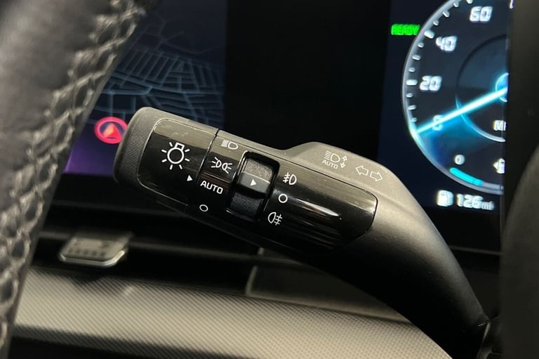 2023 73 KIA SPORTAGE 1.6 T-GDI 13.8KWH 3 SUV 5DR PETROL PLUG-IN HYBRID AUTO AWD 