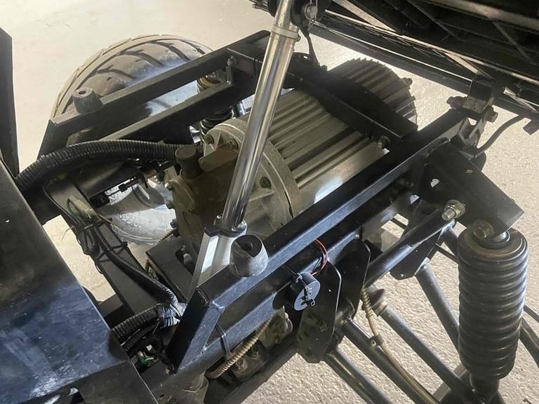 Electric Wheels Nipper 4x4 UTV like Gator