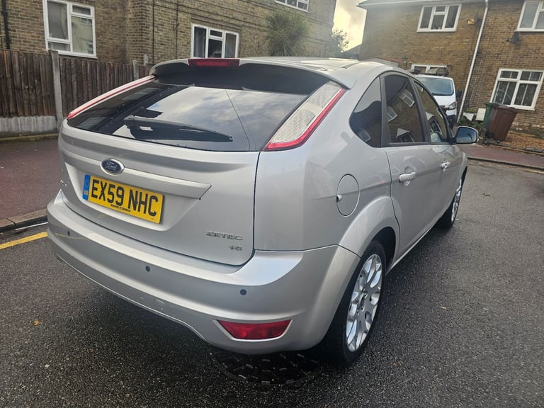 focus 1.6 zetec F.S.H NEW CLUTCH NEW CAMBELT LONG MOT JUNE 2026 DRIVES AN LOOKS PERFECT 