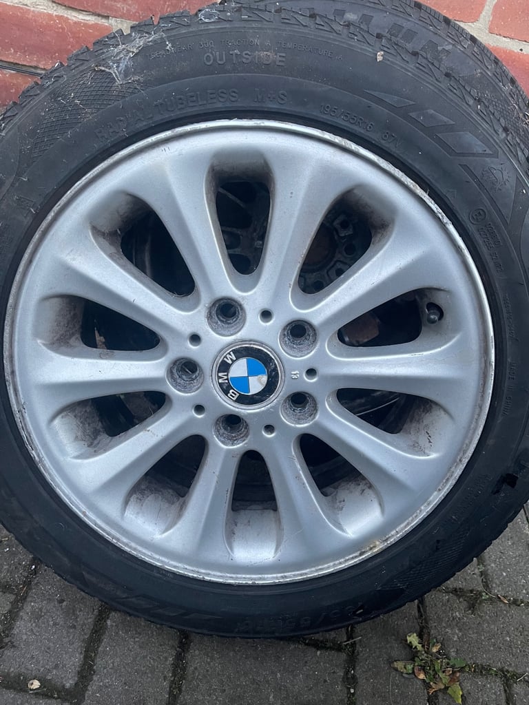image for BMW 1 series alloy wheels x2