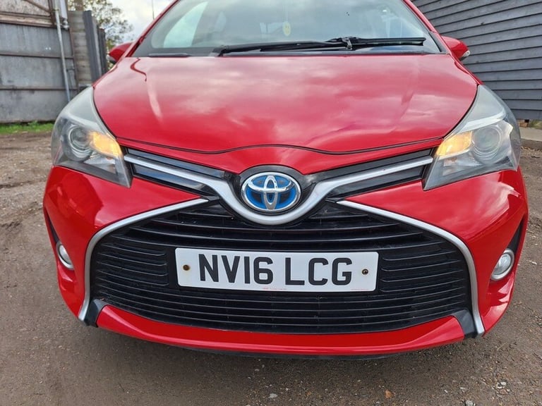 2016 Toyota Yaris 1.5 Hybrid Icon 5dr CVT HATCHBACK PETROL/ELECTRIC Automatic
