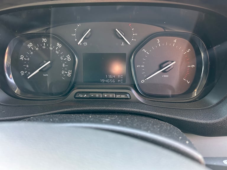 2022 Vauxhall Vivaro 2700 DYNAMIC L1 1.5D 120 BHP PANEL VAN EURO 6 PANEL VAN Diesel Manual