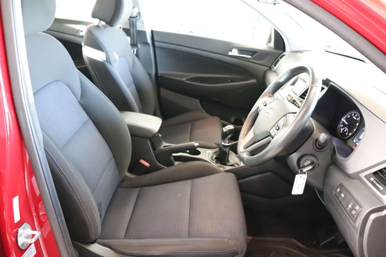 2018 Hyundai TUCSON 1.6 GDi Blue Drive SE 5dr 2WD ESTATE PETROL Manual