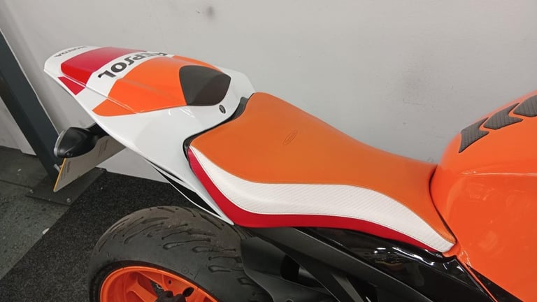 HONDA CBR1000RR REPOSOL ** FANTASTIC CONDITION - VERY LOW MILEAGE **