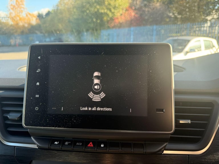 2024 Renault Trafic 2.0 dCi Blue LL30 Extra Panel Van 5dr Diesel Manual L2 H1 Euro 6 (s/s) (130 P...