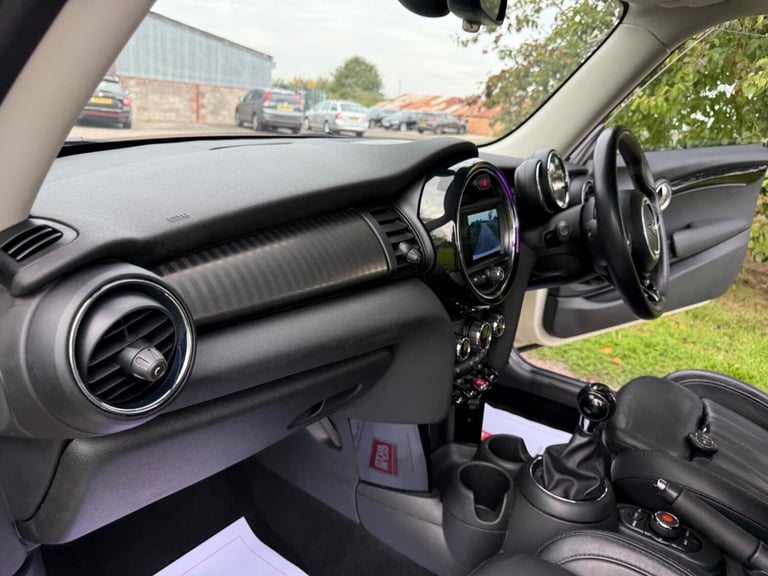 2019 MINI Hatch 1.5 Cooper Exclusive Euro 6 (s/s) 3dr HATCHBACK Petrol Manual