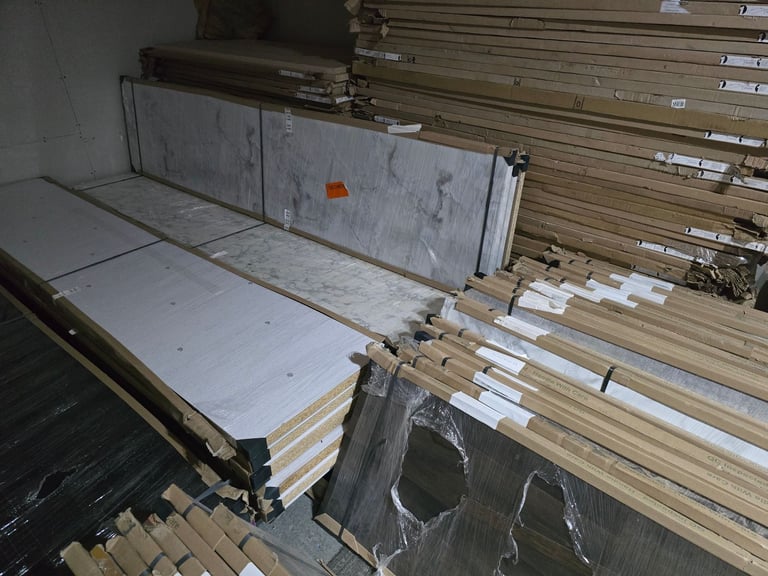 Wren kitchen Worktop and TekWall / Splashback in Swiss Oak - priced to clear