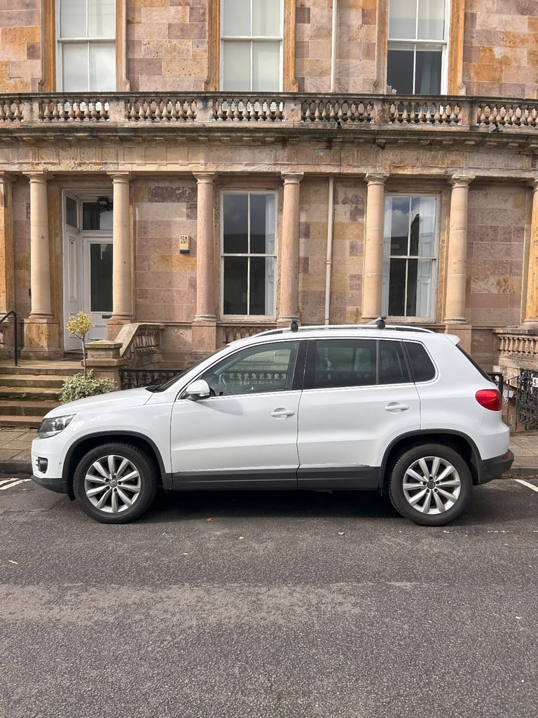 image for Volkswagen, TIGUAN, Estate, 2015, Manual, 1968 (cc), 5 doors
